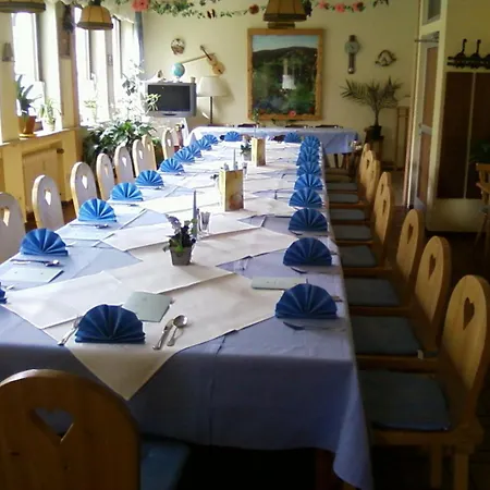 Hotel-restaurant Hellmann Ostello Schwarzenbruck