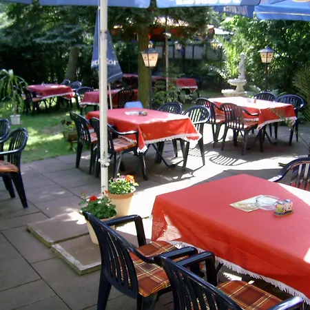 Хостел Hotel-Restaurant Hellmann Шварценбрук