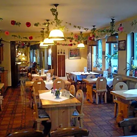 Hotel-restaurant Hellmann Albergue *